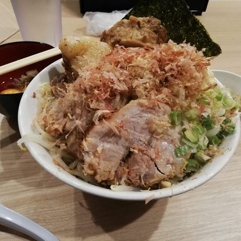 三城史裕